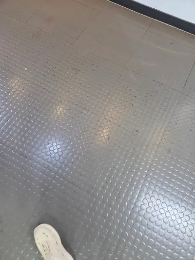 강남 역삼동 사무실청소 복도 바닥 오염 집중 케어 현장 현장 사진