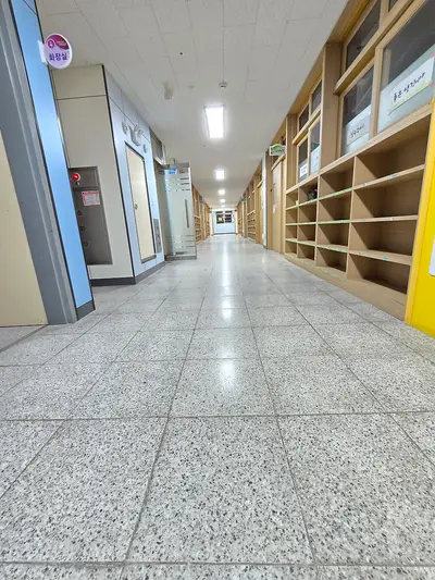 용인 학교청소 관공서 위생도 책임지는 현장 사진